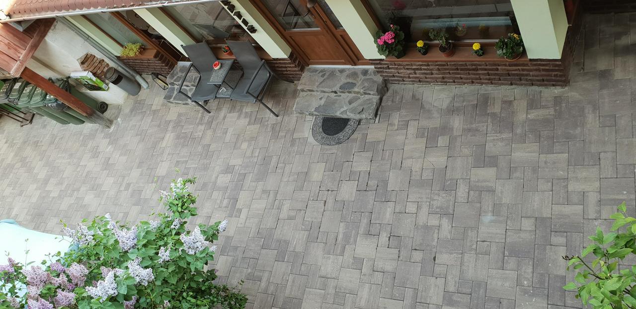 Pensiunea Cocosul Rosu Sibiu Ngoại thất bức ảnh
